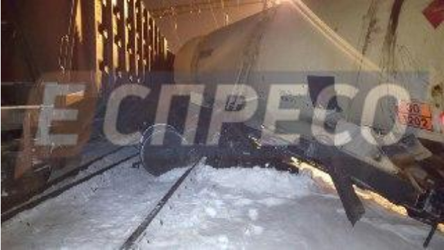 В Соломенском районе столицы Украины столкнулись два грузовых поезда